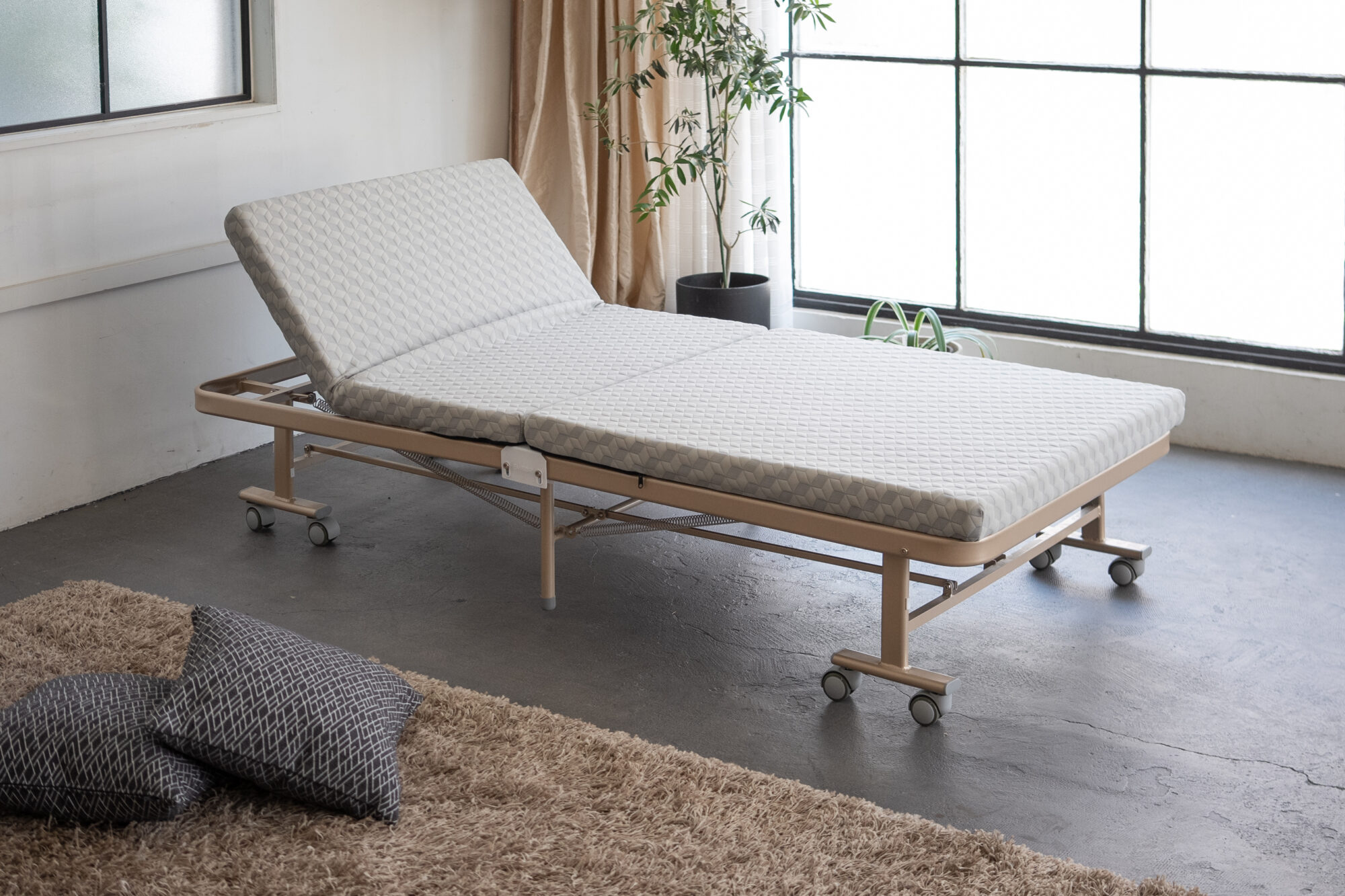 PROUD（プラウド）